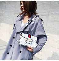 L-package 22-17-8cm Women's Leather Wristlet Mini Crossbody Bag Small Shoulder Bag Clutch Purse with Card Slots
