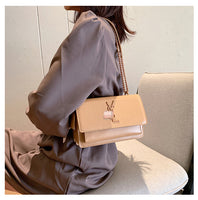 L-package 22-14-10cm Women Purse Clutch Small Crossbody Shoulder Bag with Chain Strap