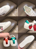 S-shoe GUCCI Women's Ace sneaker with Mystic Cat shoe
