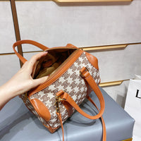 M-Handbag 25cm Mini Boston Bag In Textile With Triomphe Embroidery Super Leather Women Handbag Shoulder Boston Bag Tote France Bags Luxury Handbags