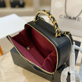 M-Handbag 19-15cm Small Vanity Case Fashion Ladies Shoulder Bag Shoulder Bag Bucket Bag Lambskin Shiny Crumpled Calfskin Gold-Tone Metal Cosmetic bag Small Square Box Bag Iady Chain Shoulder Messenger Bag