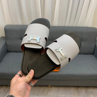 S-shoe H.e.r.m.e.s New Summer Slippers Letter Metal Buckle Flip Flops Genuine Leather Sandals Women Fashion Flats Shoes Ladies Slipper Women's Sandals Flat Slippers Non-slip Beach Shoes Casual Shoes Ladies Sandals