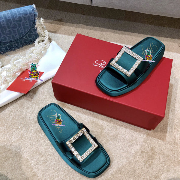 S-shoe R.o.g.e.r V.i.v.i.e.r New Summer Woman Slippers Shoes Round Head Flat-bottom Ling Rhinestone Slippers Beach Crystal Flip Flops Slides Slippers Women Summer Beach Slides Shoes Rhinestones Shoes Sandals Ladies Slides