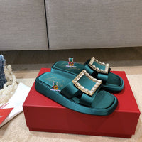 S-shoe R.o.g.e.r V.i.v.i.e.r New Summer Woman Slippers Shoes Round Head Flat-bottom Ling Rhinestone Slippers Beach Crystal Flip Flops Slides Slippers Women Summer Beach Slides Shoes Rhinestones Shoes Sandals Ladies Slides