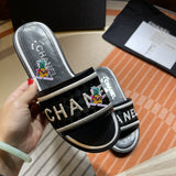 S-shoe Summer New Women's Slippers Personality Fashion Comfortable Casual Leather Flat Sandals Home Slipper Women Summer Fashion Outer Wear Flat Sandals Korean Style Versatile Soft Girl Sandals women Beach