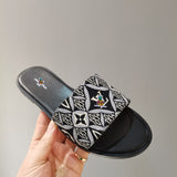 S-shoe Louis Vuitton Flat Slippers Women Non-slip Beach Shoes Casual Shoes Ladies Sandals Platform Women Shoes Summer Round Toe Outdoor Beach Dress Slippers Thick Sole