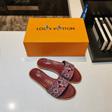 S-shoe Louis Vuitton Flat Slippers Women Non-slip Beach Shoes Casual Shoes Ladies Sandals Platform Women Shoes Summer Round Toe Outdoor Beach Dress Slippers Thick Sole