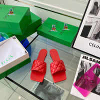 S-shoe B.O.T.T.E.G.A V.E.N.E.T.A Spring Summer Design Slipper Fashion Lingge Sandal Shoes Large Size Line-styled Outdoor Beach Holiday Slides Flat Heel Open Toe Flip Flop Slippers