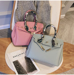 L-package 30-24-15cm Women's Padlock Handbags With Gold Hardware On Clearance whit Silk ribbon