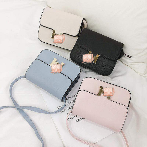 L-package 19-15-8 cm Lightweight Medium Dome Crossbody Bag