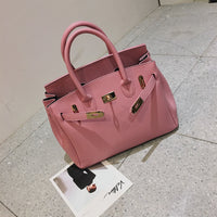 L-package 30-24-15cm Women's Padlock Handbags With Gold Hardware On Clearance whit Silk ribbon