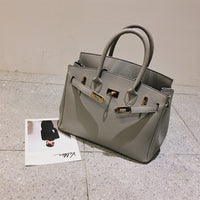 L-package 30-24-15cm Women's Padlock Handbags With Gold Hardware On Clearance whit Silk ribbon