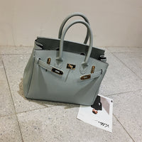 L-package 30-24-15cm Women's Padlock Handbags With Gold Hardware On Clearance whit Silk ribbon