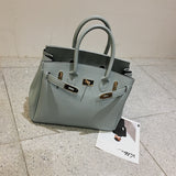 L-package 30-24-15cm Women's Padlock Handbags With Gold Hardware On Clearance whit Silk ribbon