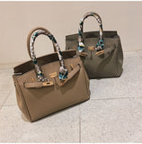L-package 30-24-15cm Women's Padlock Handbags With Gold Hardware On Clearance whit Silk ribbon