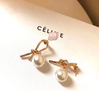 J-jewelry Celine Womens Gold Knotted Hoop Post Earrings with Pearl