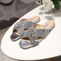 S-shoe MIU MIU New Women Casual Summer Flat Slippers Flip Flops Female Crystal Outside Shoes Girls Comfortable Woman Footwear