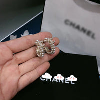 J-jewelry Chanel Fashion Lady Gold Freshwater Pearl Stud Earrings Double Sided Round White Pearl Earrings Perforated Jewelry
