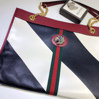 H-bag GUCCI HANDBAG Rajah large tote with NY Yankees patch size: 17"W x 14"L x 2.5"H Style:537219