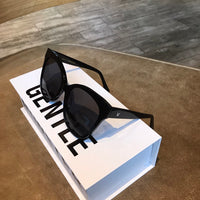 S-sunglasses New Gentle Monster man or Women eyeware Lightweight Rectangular Sunglasses UV400 Protection For LA ROUGE BACK 01