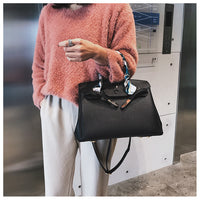 L-package 30-24-15cm Women's Padlock Handbags With Gold Hardware On Clearance whit Silk ribbon