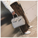 L-package 30-24-15cm Women's Padlock Handbags With Gold Hardware On Clearance whit Silk ribbon