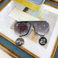 S-sunglasses gucci Women Half-frame Metal Cut-rimmed Sunglasses For GG0897/S With Pendant Stylish Retro Large Frame Sungshades Men Personality Frame Sun Glasses Light Blocking Glasses Women Half Rim Sunglasses Korean Style Fashion Eyewear