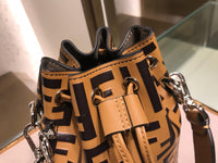 H-bag Fendi MON TRESOR Black leather mini-bag 12*18*10cm