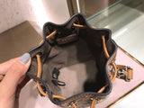 H-bag Fendi MON TRESOR Black leather mini-bag 12*18*10cm