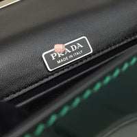 H-bag P.r.a.d.a Cahier leather bag  NO.1BH018 SIZE:18×12×4cm