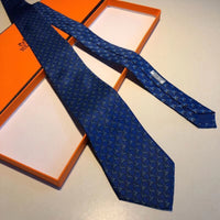 A-accessories Hermès Mens Horses Ties Self Tie Equestrian Ridding Jacquard Necktie & Pocket Square Set