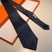 A-accessories Hermès Mens Horses Ties Self Tie Equestrian Ridding Jacquard Necktie & Pocket Square Set
