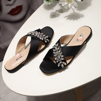 S-shoe MIU MIU New Women Casual Summer Flat Slippers Flip Flops Female Crystal Outside Shoes Girls Comfortable Woman Footwear