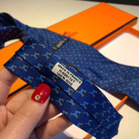 A-accessories Hermès Mens Horses Ties Self Tie Equestrian Ridding Jacquard Necktie & Pocket Square Set