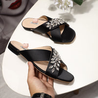 S-shoe MIU MIU New Women Casual Summer Flat Slippers Flip Flops Female Crystal Outside Shoes Girls Comfortable Woman Footwear