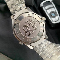 W-watch O.M.E.G.A watch