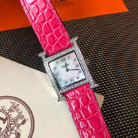 W-watch h.e.r.m.e.s Heure H watch, 21 x 21 mm Steel watch with sunburst stamped motif