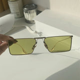 S-sunglasses Binjun 2021 HOT SALE GM eyeware For NEW BOND with White round glasses case Cat Eye Mirrored Flat Lenses Street Fashion Metal Frame Women Sunglasses