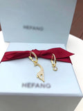 J-jewelry HEFANG Gold Plated Brass Giraffe Cubic Zirconia Screwback Earrings with Sterling Silver Post